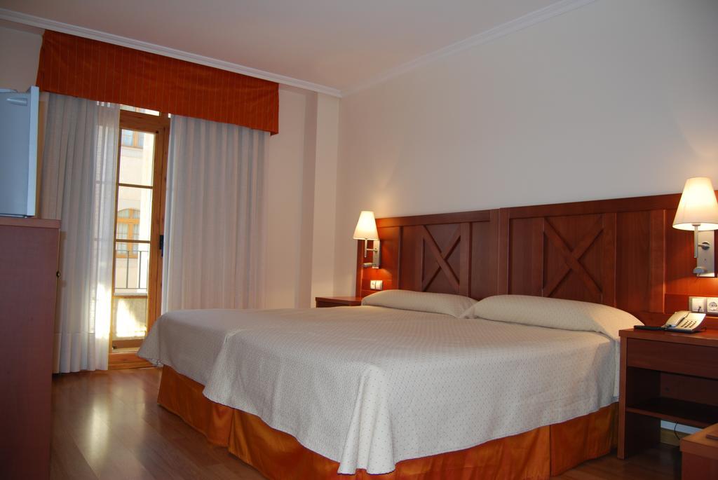 Hotel Meleiros Castro De Sanabria Δωμάτιο φωτογραφία