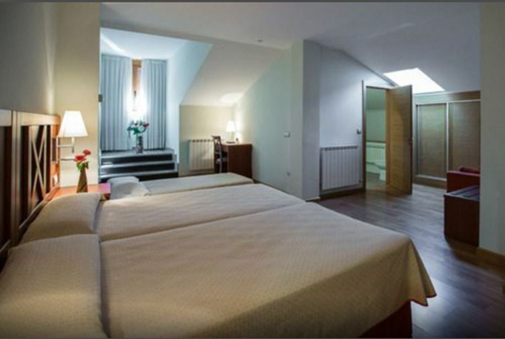 Hotel Meleiros Castro De Sanabria Εξωτερικό φωτογραφία