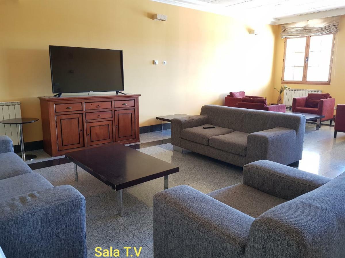Hotel Meleiros Castro De Sanabria Εξωτερικό φωτογραφία